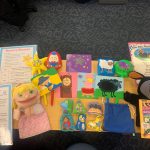 Nursery rhyme puppet and accompanying reading materials